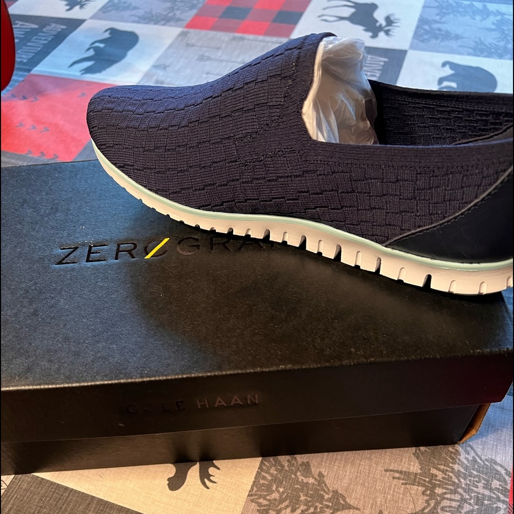 Women’s slip on sneakers